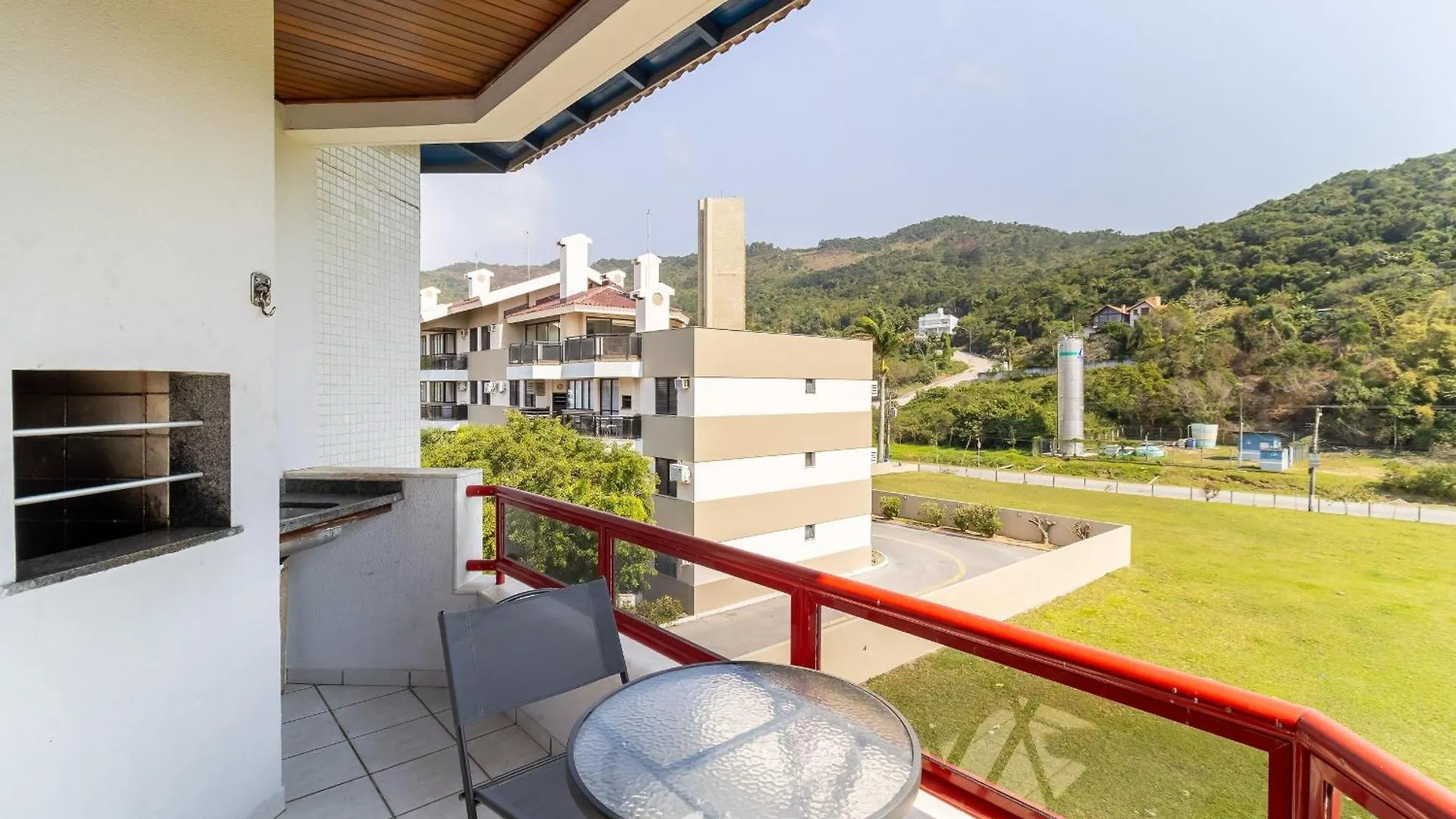 Apto Confortavel A 150M Da Praia Brava Rra0205 Florianópolis